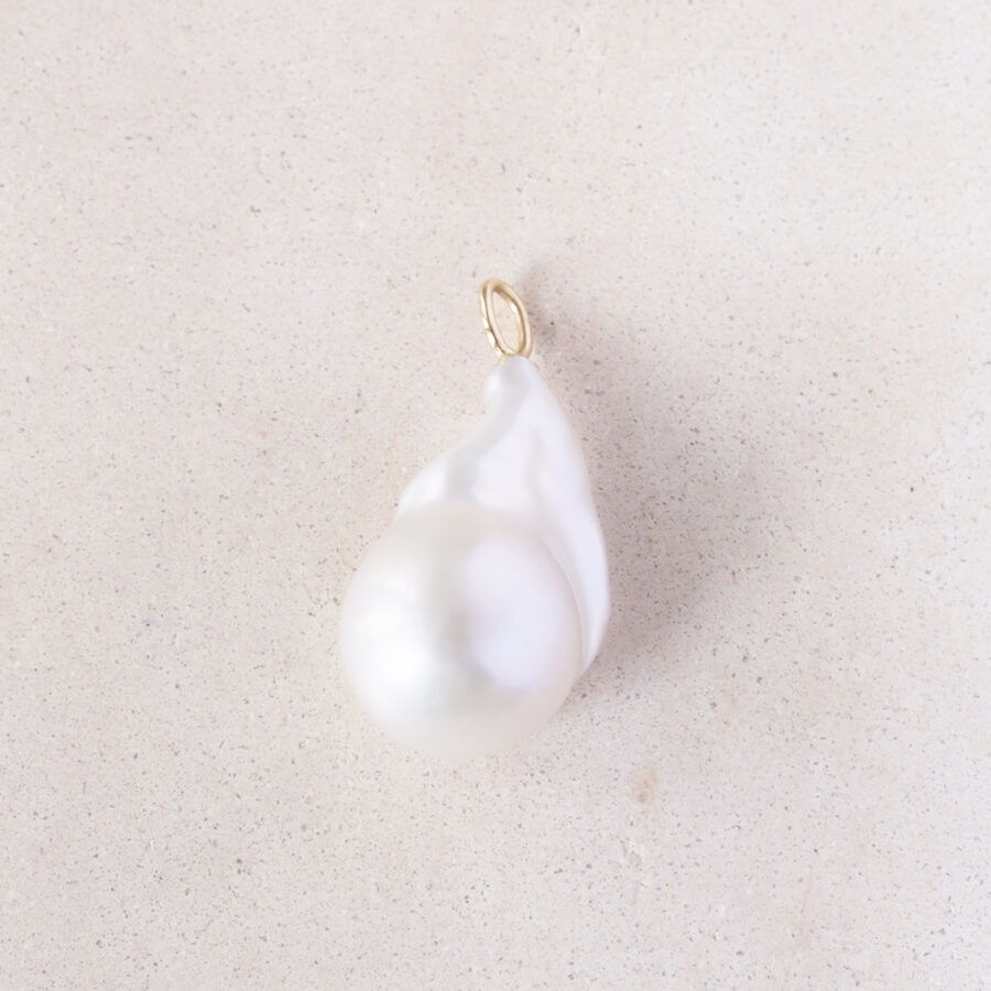 LAUREN baroque pearl drop - Elliot & Ostrich