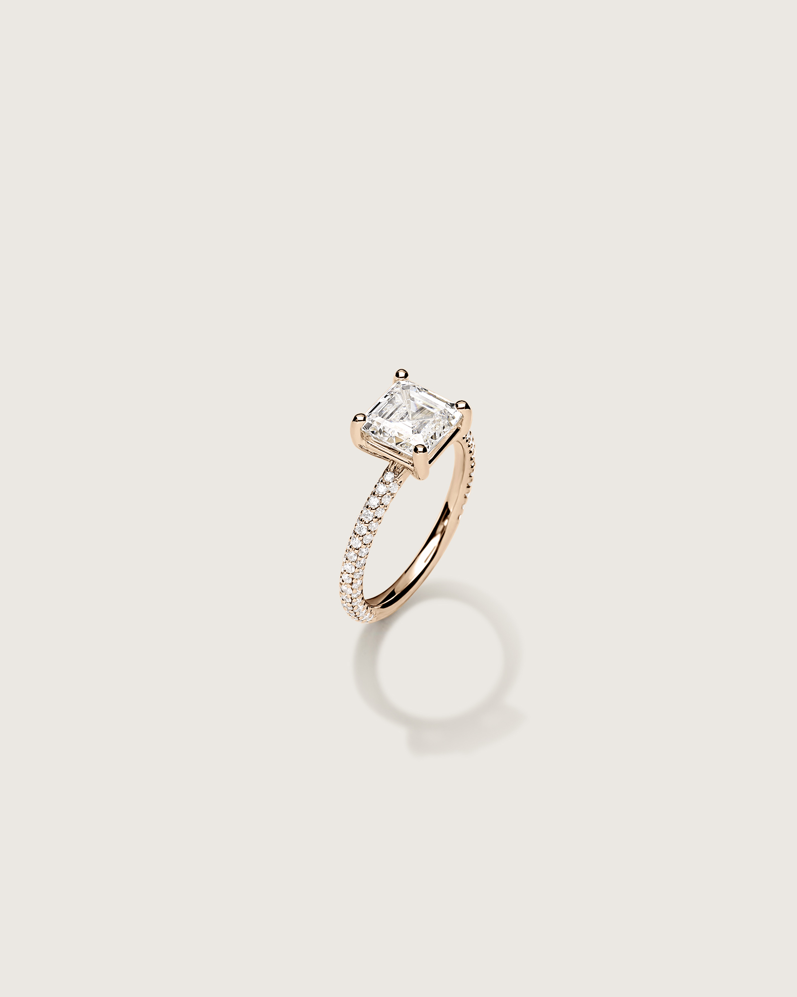 EO_Core_Ring_Asscher_2,55ct_WhiteDiamond_Bombe_Yose_FantasyBrown_Collection_LoRes